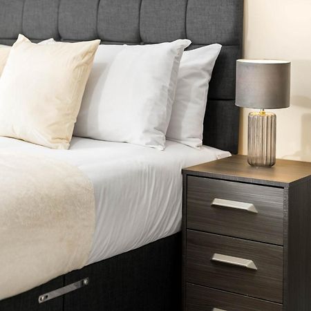 New Luxury Two Bedroom Apartment - City Centre - Netflix - Wifi - Top Rated - Jq 8Ah Бирмингем Экстерьер фото