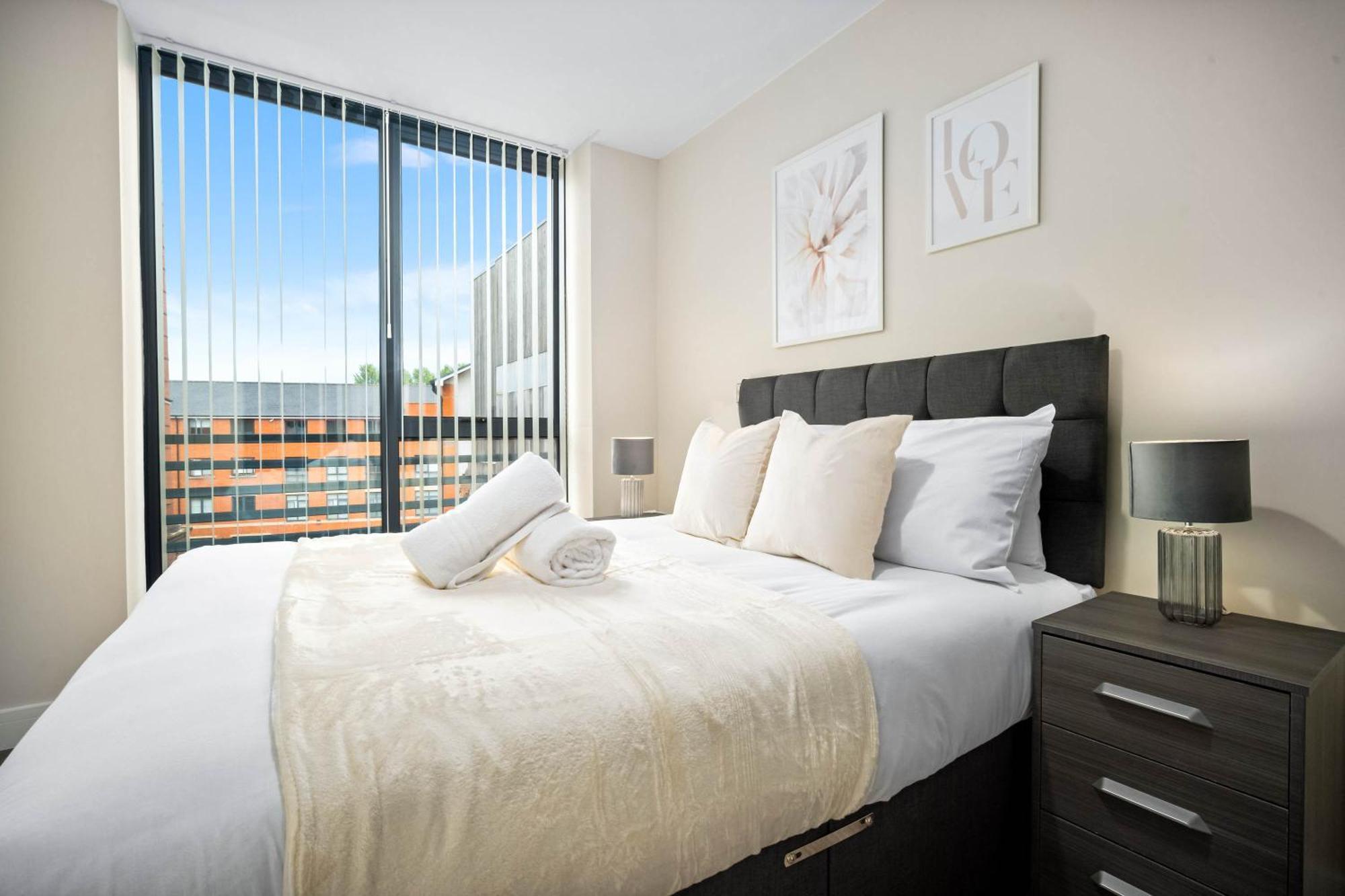 New Luxury Two Bedroom Apartment - City Centre - Netflix - Wifi - Top Rated - Jq 8Ah Бирмингем Экстерьер фото